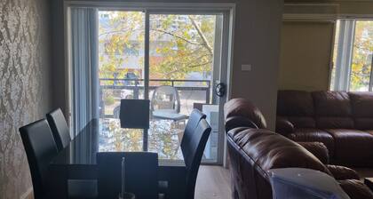 Modern 2-Bedroom Apartment in the Heart of Gungahlin