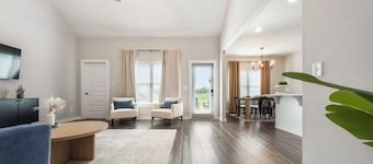 Family-Friendly 4BR Home - Game Room, Fire Pit & Backyard Fun
