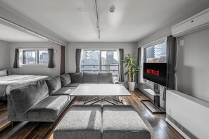 Living area - GRACE 406 (Sapporo)