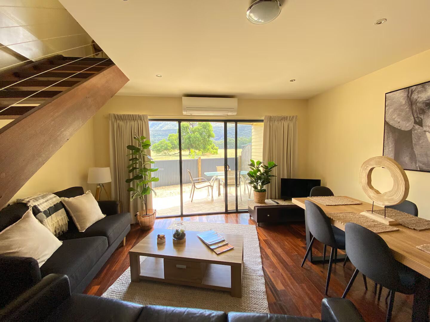 Deluxe Townhome, 3 Bedrooms, Mountain View | Living area | 40-inch Smart TV with digital channels, streaming services