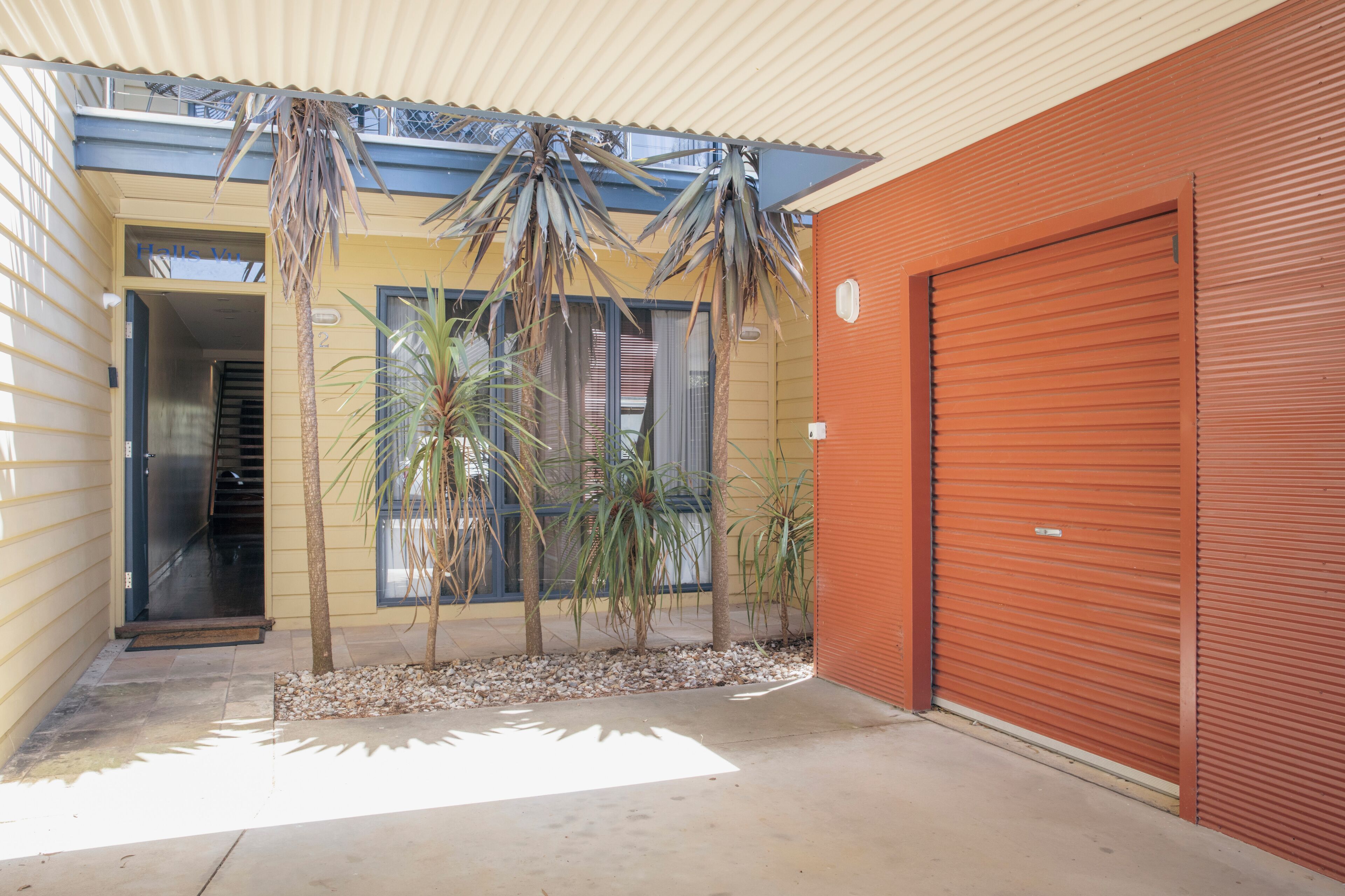 واجهة المنشأة