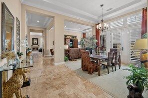 Interior - Spacious w/ Yard, BBQ, Presidio Access Near Park, Pool, Tennis, Beaches & Legoland! Extended Stays (Carlsbad)