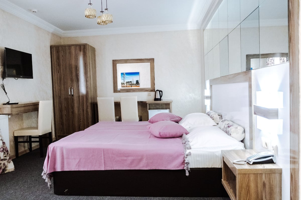 Chambre Confort Double ou avec lits jumeaux