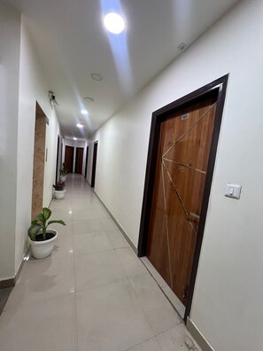 Exterior - Hotel Aero Fly  (New Delhi)