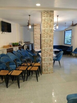 Daily continental breakfast (INR 350 per person)