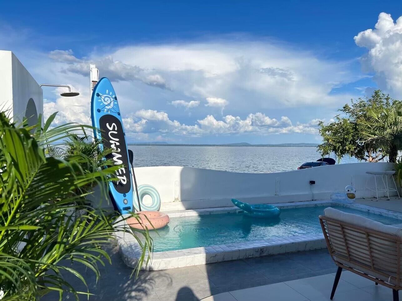 Children’s play area – outdoor