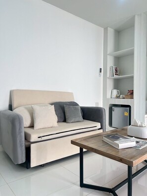 Villa, Pool View | Living area