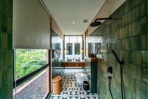 Free toiletries, hair dryer, towels, soap - TUI BLUE Berawa Exclusive Luxury Villas (Canggu)