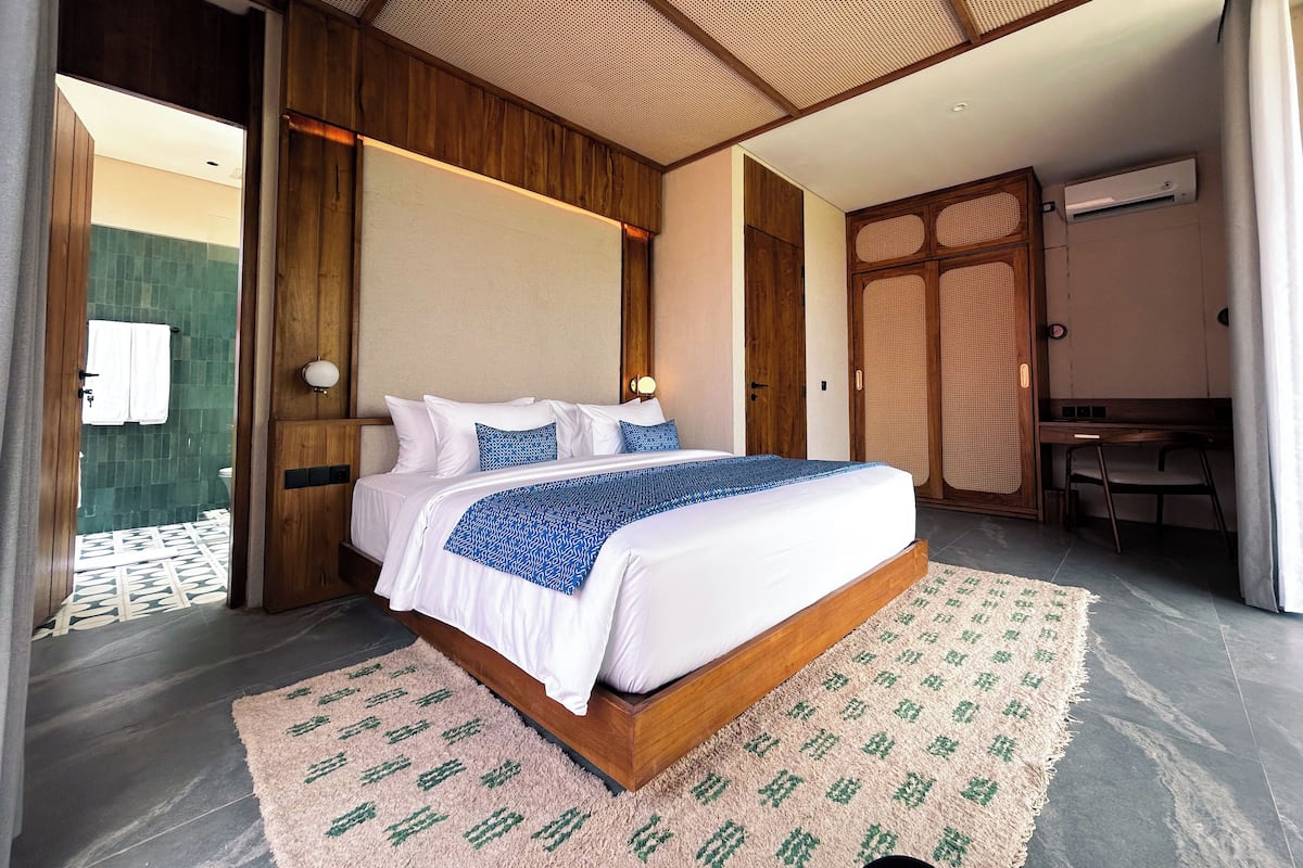 3 bedrooms, desk, laptop workspace, free WiFi