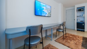 Room, 2 Double Beds | Room amenity