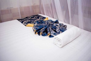 デラックス ダブルルーム | WiFi (無料)、ベッドシーツ