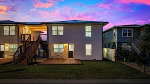 Exterior - 2BR Surf Shack | Steps to Beach | Unit 1 (North Myrtle Beach)