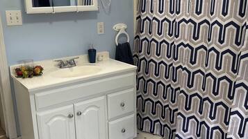 Towels, soap, shampoo, toilet paper