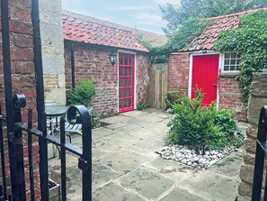 Terrace/patio - 2 bedroom accommodation in Market Overton (Market Overton)