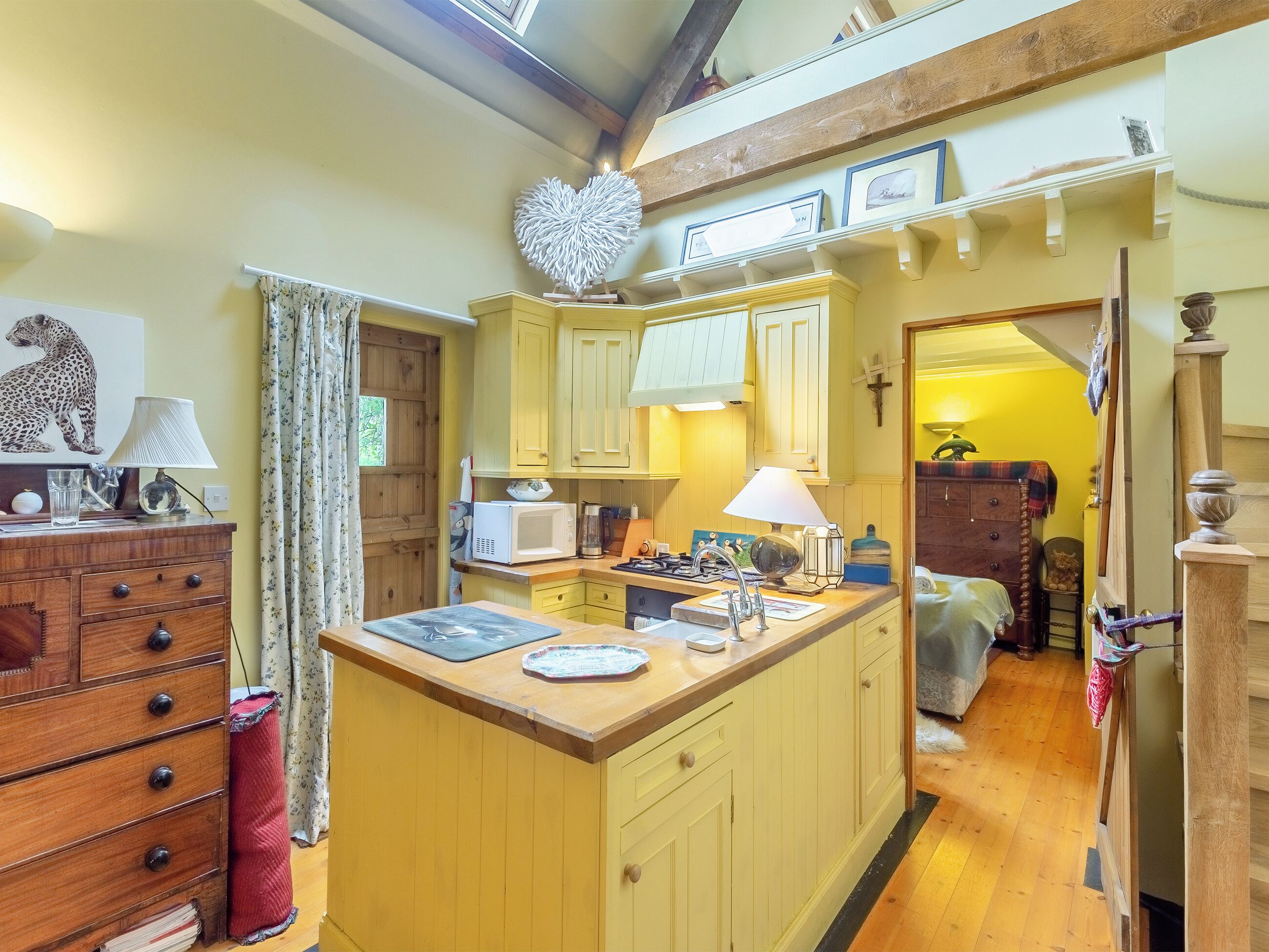 2 bedrooms