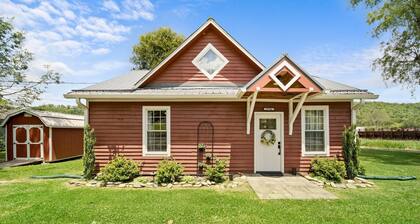 Broadstone Cottage- pet friendly, fire pit, Valle Crucis