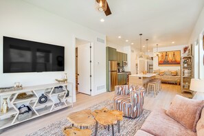 TV, books - Walk to Southern Utah Campus: Home w/ Fire Pit (Cedar City)