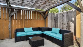 Family House, 5 Bedrooms, Kitchen | Terrace/patio