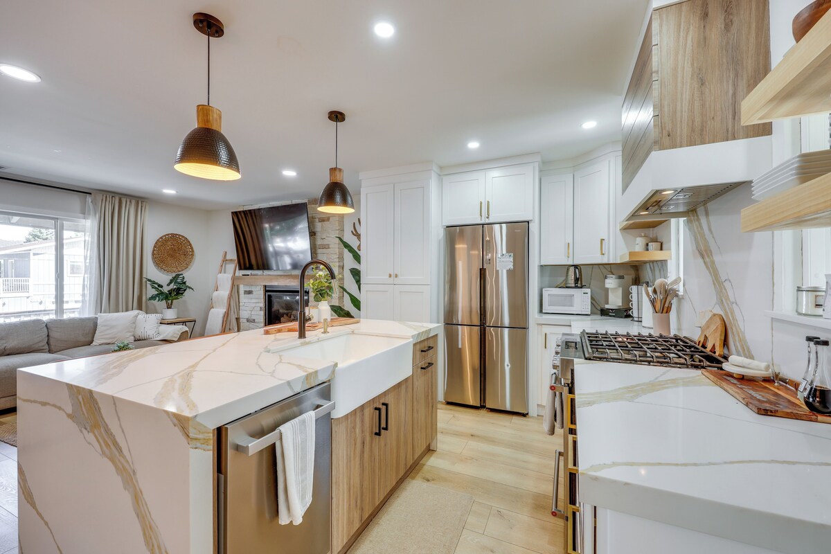 Photo 11 of Walk to Big Bear Marina: Modern Home w/ Hot Tub!
