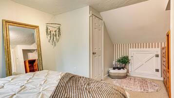 2 slaapkamers, een bureau, wifi, beddengoed