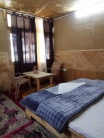 Camas plegables/adicionales, wifi gratis y ropa de cama 