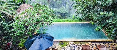 Piscina a l'aire lliure