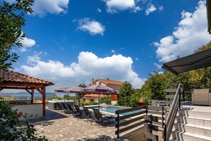 Terrace/patio - Villa Natali With Pool And Sea View (Kraljevica)