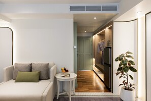 In-room safe, desk, laptop workspace, soundproofing