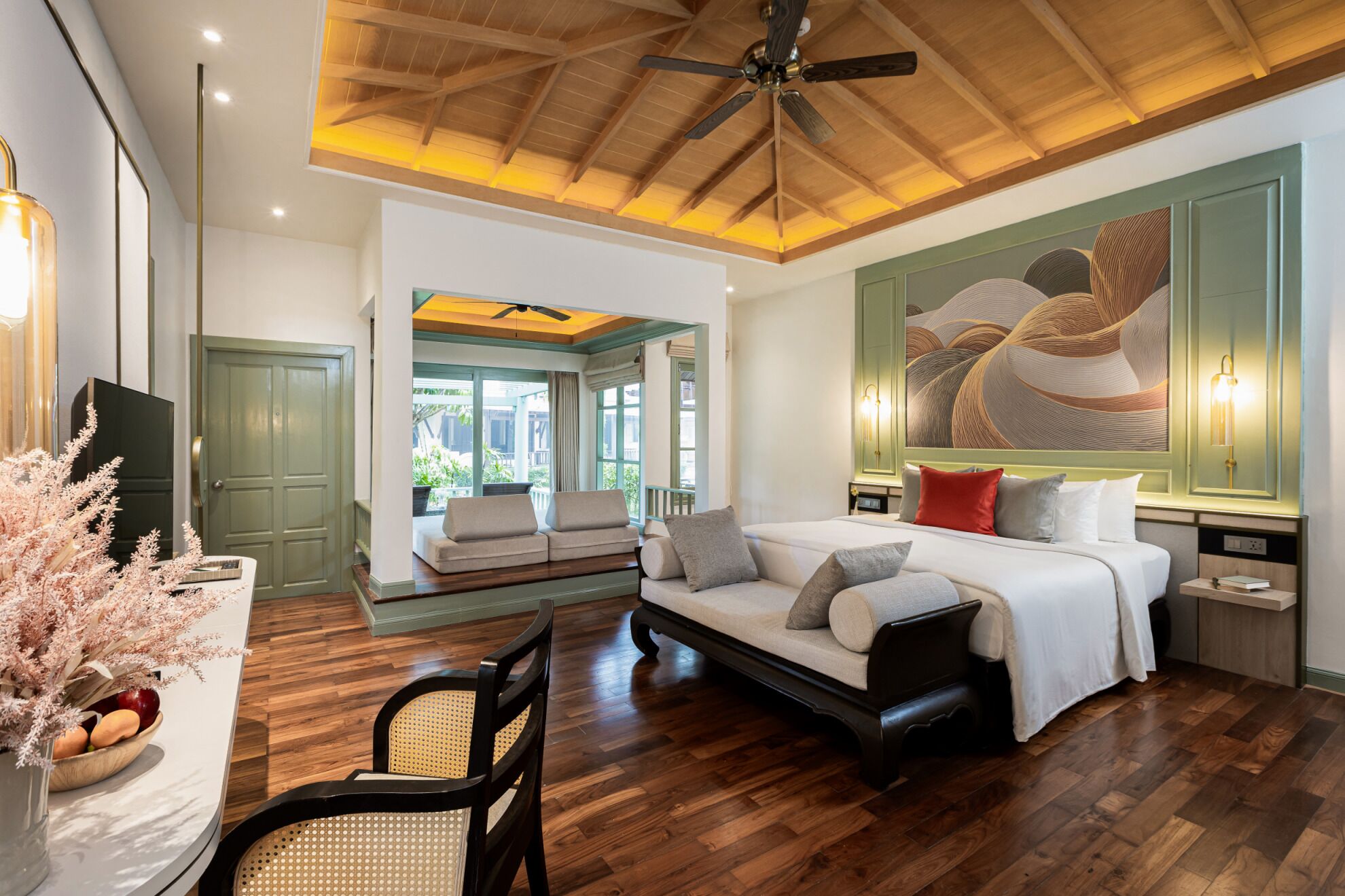 Villa – deluxe | Safe på rommet, skrivebord, skrivebord for bærbar PC og lydisolert