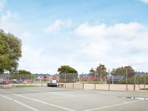 Classic Apartment, 2 Bedrooms | Sports court