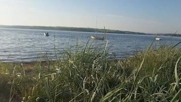 Classic Apartment, 2 Bedrooms | Water view