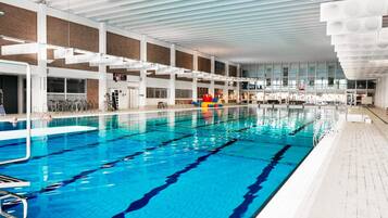 Nhà phong cách cổ điển, 2 phòng ngủ | Hồ bơi