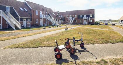 Mon - Klintholm Havn Holiday Center