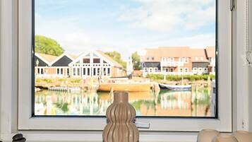 Classic Apartment, 2 Bedrooms | Water view