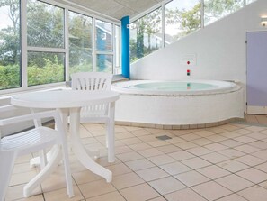 Classic House, 2 Bedrooms | Rawatan Spa