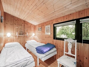 3 bedrooms, internet