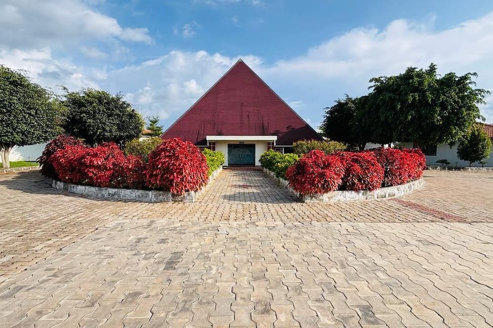 Tranquil Revtree Resort
