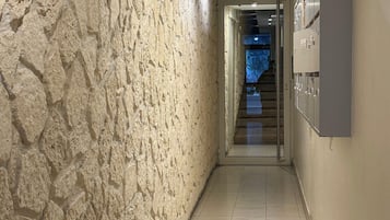 EntrĂ©e de lâhĂ©bergement