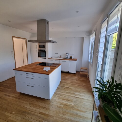 Châlons : Cocooning stay with Balneo, Garden and Garage