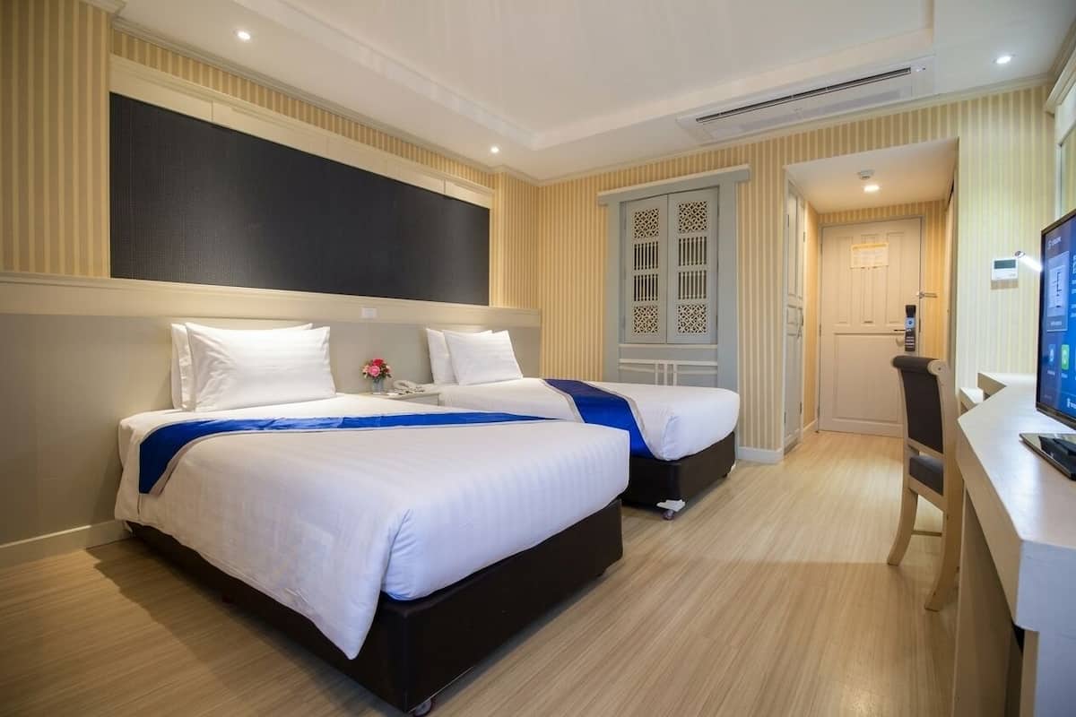 Superior Twin Room | Espaço de trabalho para notebook, Wi-Fi de cortesia