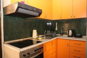 Apartment, 2 Bedrooms | Interior