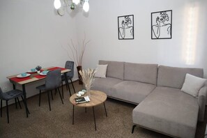 Apartment, 2 Bedrooms | Living room - Charming Tiranë Apartment With Central Location (Tirana)