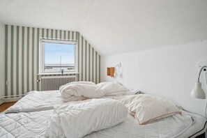 3 chambres, fer et planche à repasser, Wi-Fi gratuit