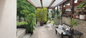 Appartement 'Weingärtner' met privéterras, gedeelde tuin en Wi-Fi