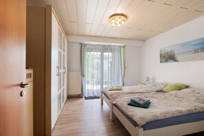 1 chambre, fer et planche à repasser, Wi-Fi gratuit, draps fournis