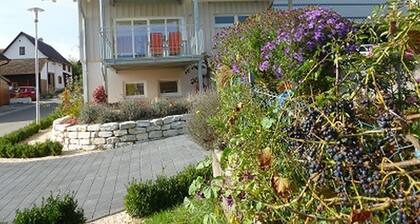 Apartment 'Red Delicious' with Shared Terrace, Shared Garden and Wi-Fi