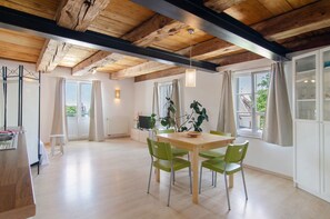 Dining - Apartment 'Steigen' with Wi-Fi (Heiligenberg)