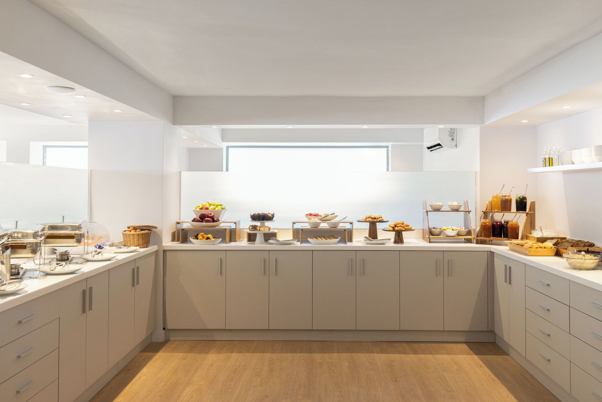 Foto - Gallery Port Tower Piraeus