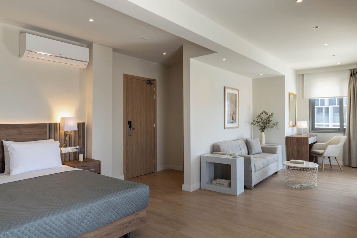 Port Suite | 1 quarto, cofres nos quartos, escrivaninha