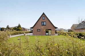 Property grounds - Studio 'Emilia 2' with Private Garden and Wi-Fi (Garding)